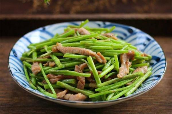 水芹菜热量高吗 吃水芹菜会胖吗
