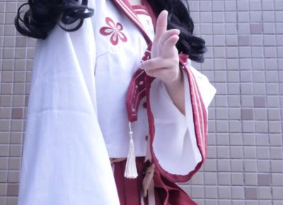 ​婚庆彩带拉花的步骤 拉花怎么挂怎么布置