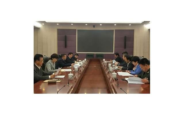 怎么跟律师解除委托关系退钱（自己对委托的律师也不太满意）