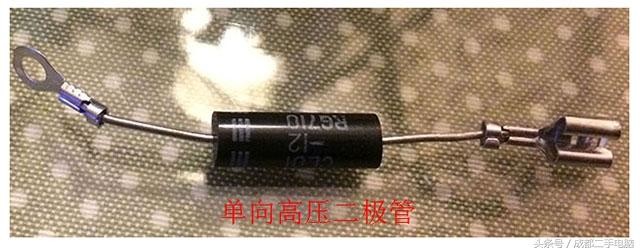 格兰仕微波炉常见故障及排除方法（自己动手维修好格兰仕微波炉灯亮不加热的故障）(5)
