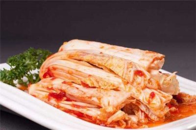 ​泡菜能放冰箱里冷冻吗 放冰箱里面冷藏比较好