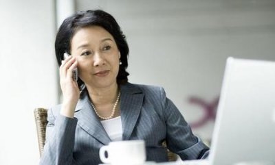 ​五十岁女人退休在家可以干什么(50岁退休还能干什么工作)
