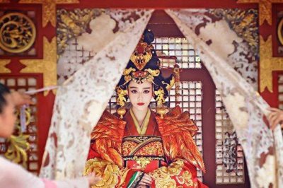 ​武则天创造过哪些字?