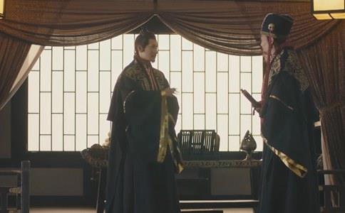 东汉末年的荀彧到底是效忠曹操还是效忠汉室?
