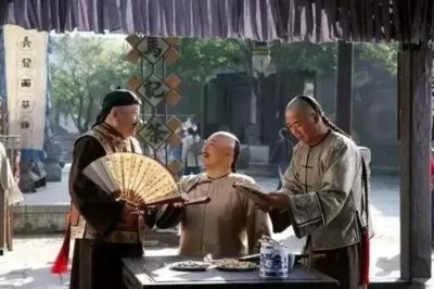 ​别人给你倒茶为何要敲桌子?这里面有什么讲究?