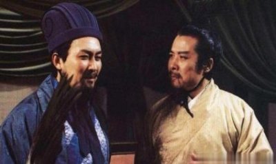 ​同为军师中郎将，庞统和诸葛亮在刘备心中的地位有什么不同？