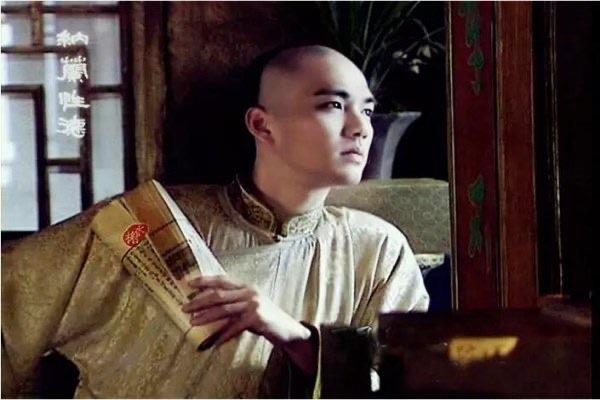 历史纳兰性德简介，纳兰性德真的无意仕途吗？纳兰的感情世界  1