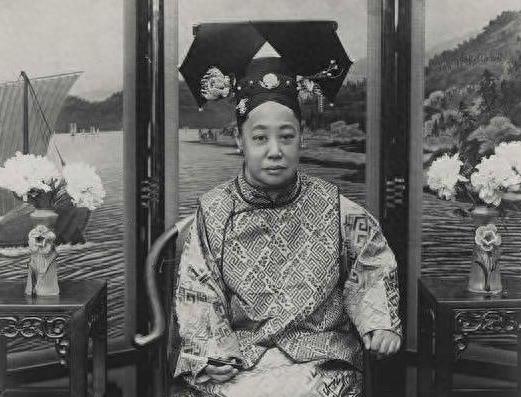 嫔妃每夜侍寝皇帝，需要哪6个严格步骤？（故宫图片历史）