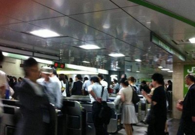 ​日本地铁为什么没有安检「日本地铁不安检的原因是什么呢说出来你都不一定会相