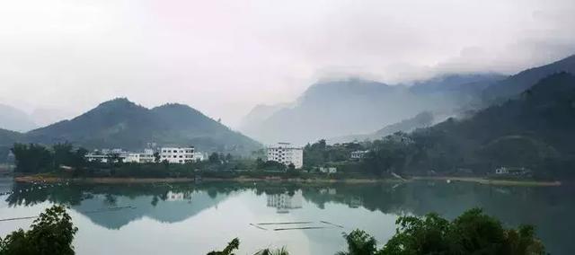 广西巴马长寿村到底好在哪里（遗落在人间的一片净土）(23)