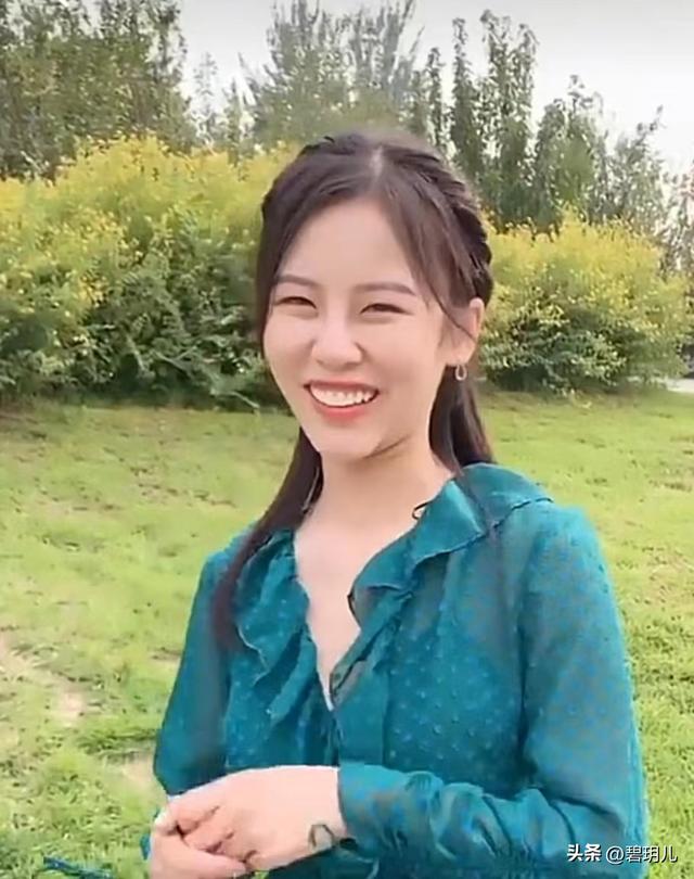 祝晓晗身高有多高 26岁山东姑娘祝晓晗(20)
