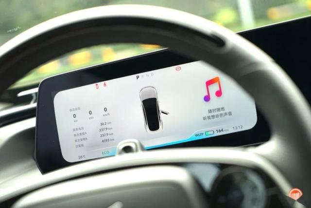 小鹏 P7 车机系统评测：它其实还可以变得更好-