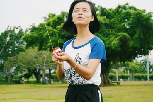 马云究竟有几个孩子 马云女儿马雪照片真假