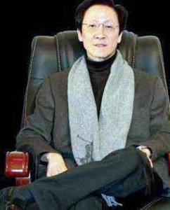 ​向华强北京义父（向氏家族震慑香港数十载）