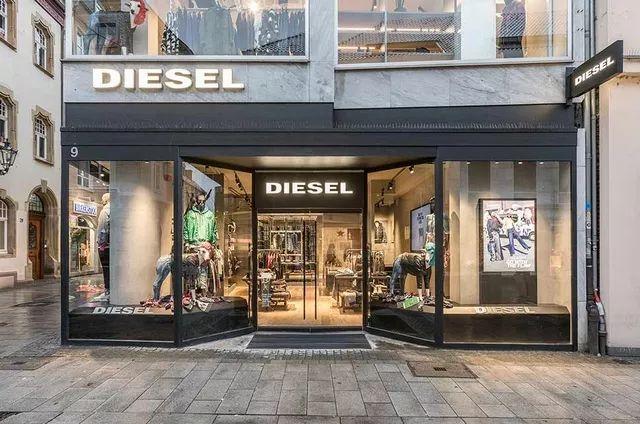 意大利的五大奢侈品牌（你必须知道的20个意大利经典品牌）(14)