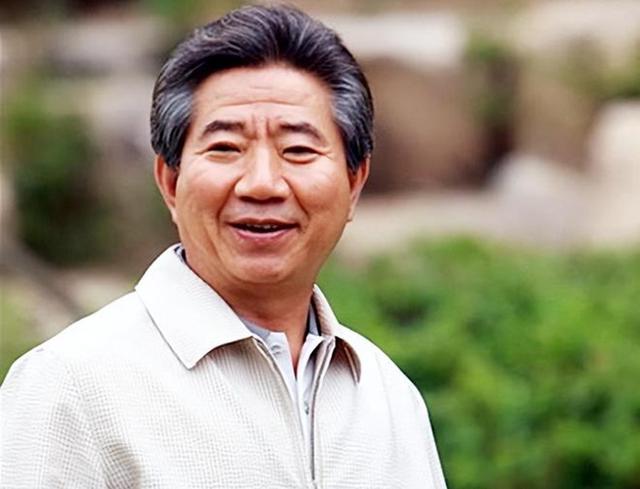 前韩国总统卢武铉(最受民众爱戴的韩国总统卢武铉)(1)