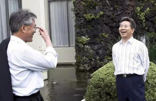 前韩国总统卢武铉(最受民众爱戴的韩国总统卢武铉)(3)