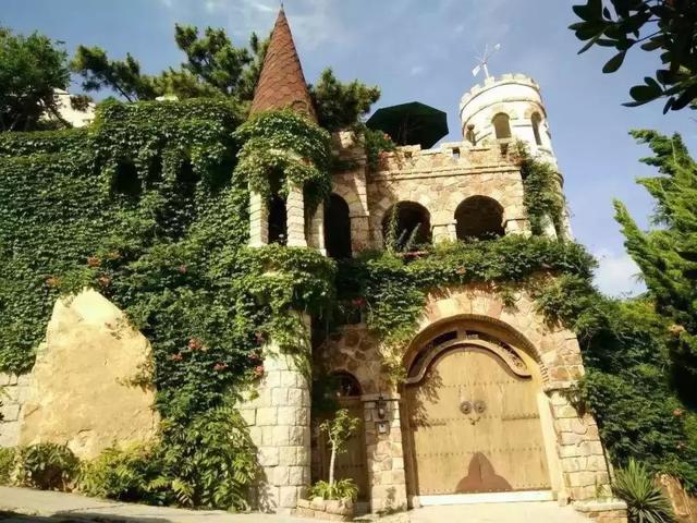 大连海边城堡介绍(除了西虹市的这个城堡)(23)