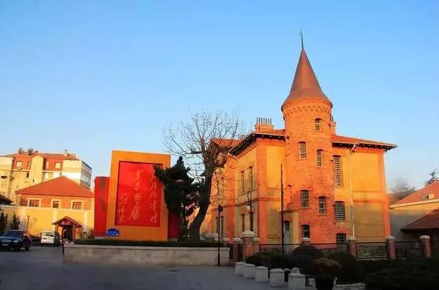 大连海边城堡介绍(除了西虹市的这个城堡)(26)