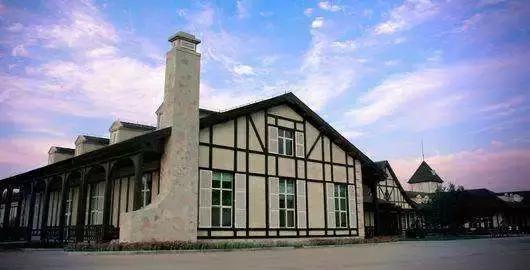 大连海边城堡介绍(除了西虹市的这个城堡)(7)