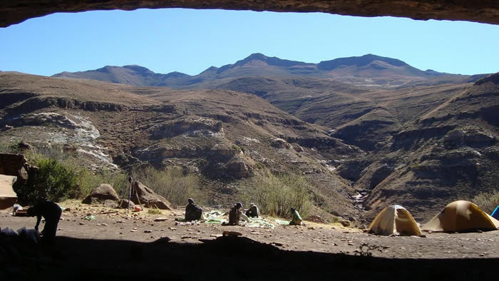 莱索托33000年前的鸵鸟蛋壳珠子就像是石器时代的“点赞”