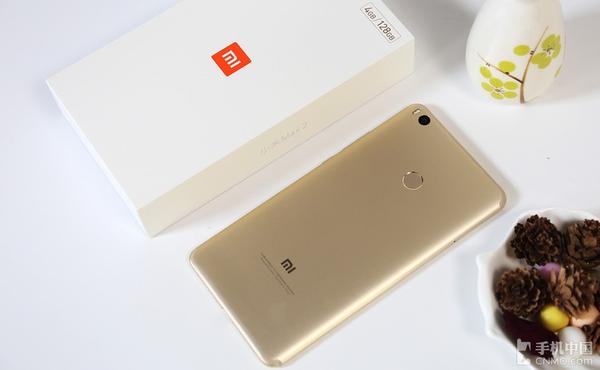 当前市面上的大屏手机推荐(和超大屏手机说永别)(3)