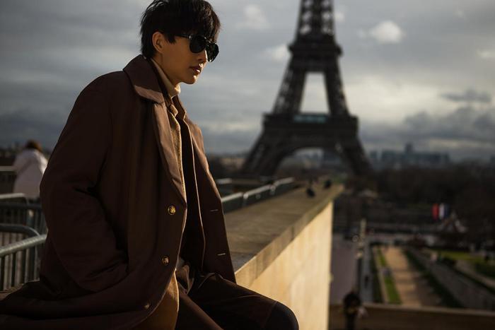 许嵩:他不在江湖,江湖却始终有他的传说