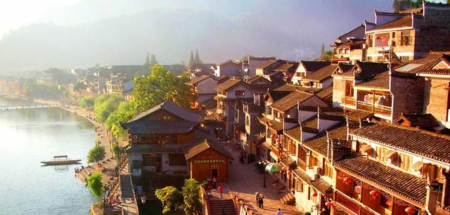 凤凰古城推荐的游玩攻略(凤凰古城最全旅游攻略)(6)