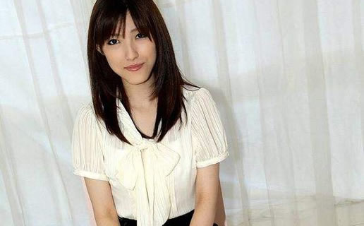 饭冈人加奈子作品图片 饭冈人加奈子92年的妹子不错的颜值