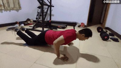 ​看完这篇教程，你也可以解锁酷炫炸裂的单手俯卧撑