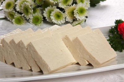 ​豆腐对健康很有好处，但有以下疾病的人不宜吃