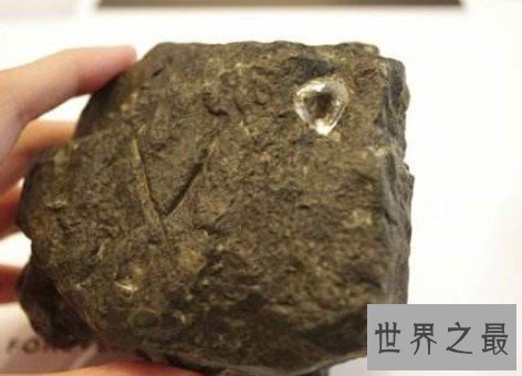 世界上最坚硬的石头,金刚石熔点1000℃