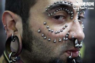 世界上最恐怖的人体艺术,人体穿刺(重口至极)