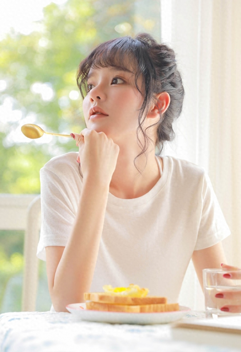 我明白你要的爱，会把我宠坏