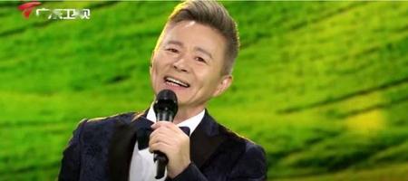 疼爱妈妈原唱王宏伟