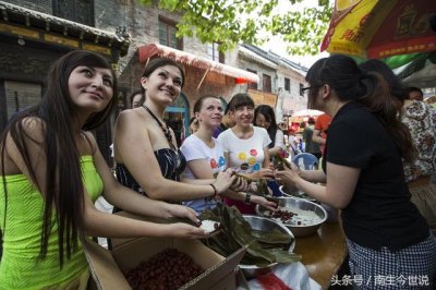 ​印度人口突破13亿（印度人口升到13.54亿）