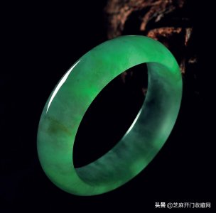 ​怎样辨别玉手镯的真假和好坏（怎样辨别玉手镯的真假和好坏图片）