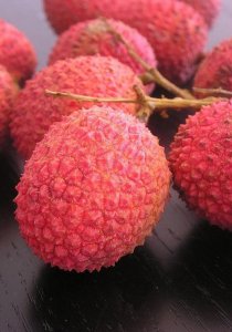 ​荔枝和龙眼的区别在哪（从图片样子就看出来了）