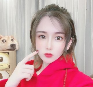 ​网友不相信轩墨宝宝是男的，他拿掉头发掀起衣服，还是没人信