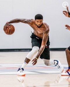 ​PG来袭！一组保罗·乔治高清帅气壁纸快来收藏吧