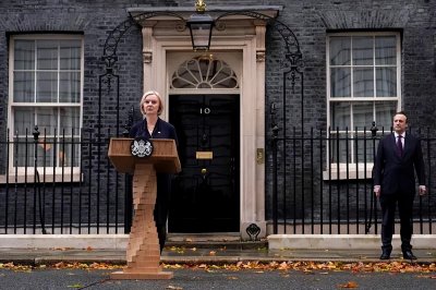 ​英国前任首相特拉斯简历（史上任期最短的英国首相）