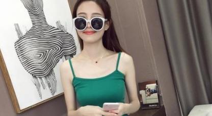 生活穿吊带还穿内衣吗(吊带里面可以穿文胸吗) 3