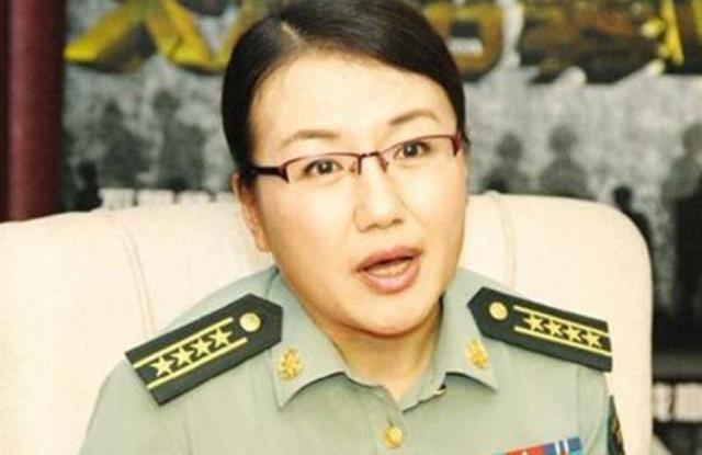 中国国防大学三大“美女教授”,全是大校军衔,美貌与才华并存
