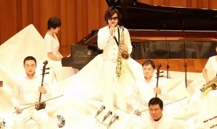 隔离完被亲妈拒门外(留学生隔离完被拒之门外)