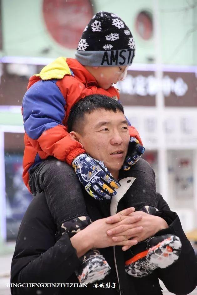 冬天的哈尔滨雪景(飘雪的哈尔滨美翻了)(45)