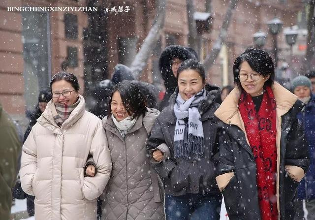 冬天的哈尔滨雪景(飘雪的哈尔滨美翻了)(3)
