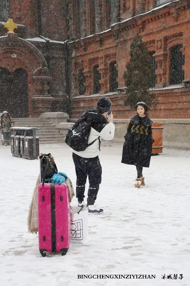 冬天的哈尔滨雪景(飘雪的哈尔滨美翻了)(35)