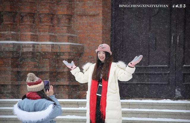 冬天的哈尔滨雪景(飘雪的哈尔滨美翻了)(82)