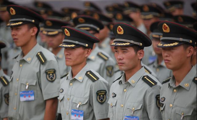 大专生当兵有什么优先(大专生当兵最好选择这2个阶段去)(5)