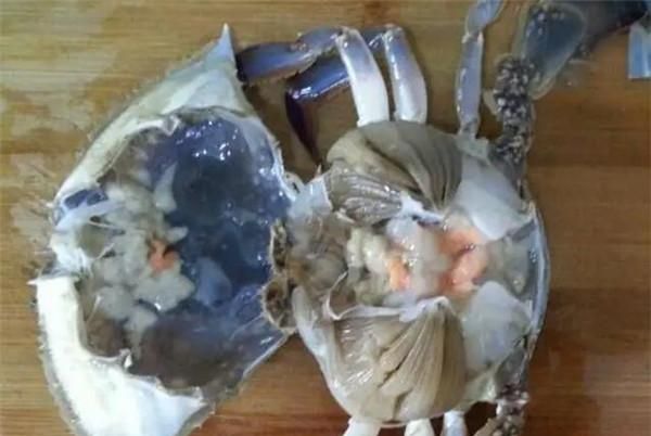 母蟹黄发黑是怎么回事